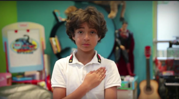 Le fils de Hind Achchabi implore l’aide du Roi Mohammed VI (Vidéo)