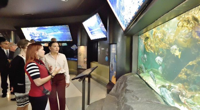 SAR la Princesse Lalla Hasnaa visite le « Vancouver Aquarium Marine Science Centre »