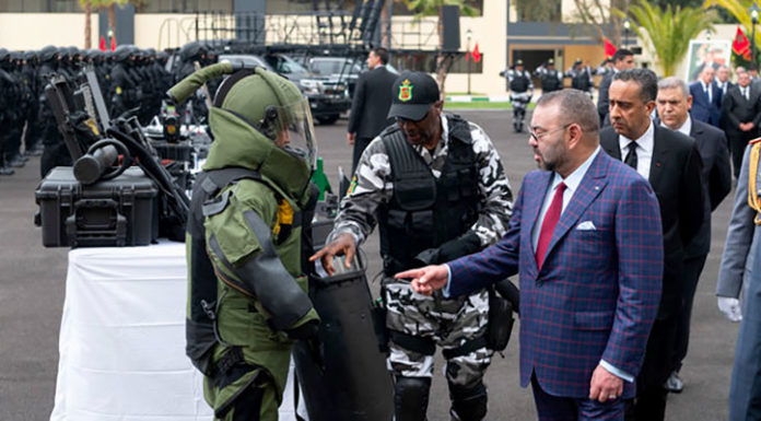 Le Roi Mohammed VI visite la DGST et inaugure son Institut de formation spécialisée