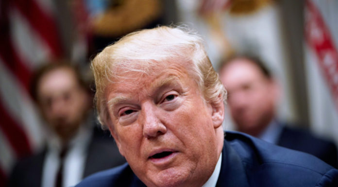 Donald Trump se félicite de l’attribution du Mondial-2026 au trio américain