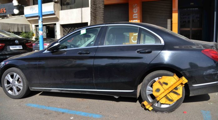 Stationnement: Souriez, on continue de «saboter» votre voiture!