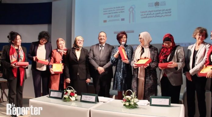 Lutter contre la discrimination et les stéréotypes sexistes qui nuisent aux femmes dans les médias