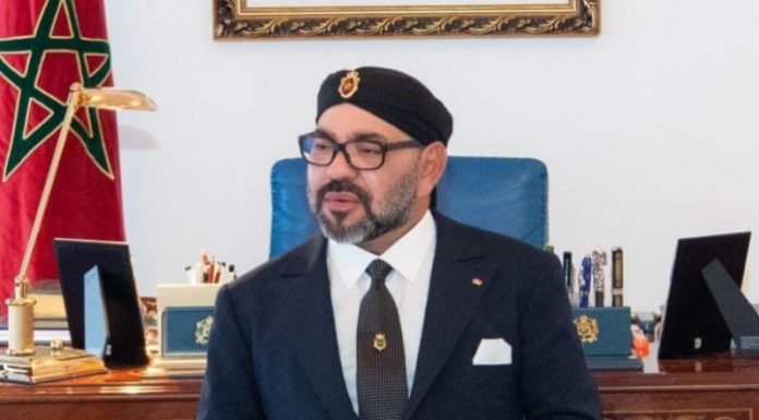 SM le Roi donne de Très Hautes Instructions au ministre de l’Intérieur…