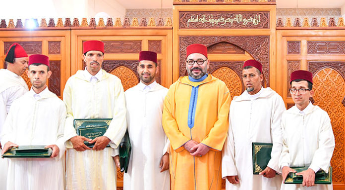 SM le Roi remet le Prix Mohammed VI aux lauréats du programme national de lutte contre l’analphabétisme