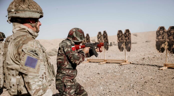 Les FAR conduisent en partenariat avec les Forces Armées Britanniques l’exercice conjoint « Jbel Sahara 2022 »